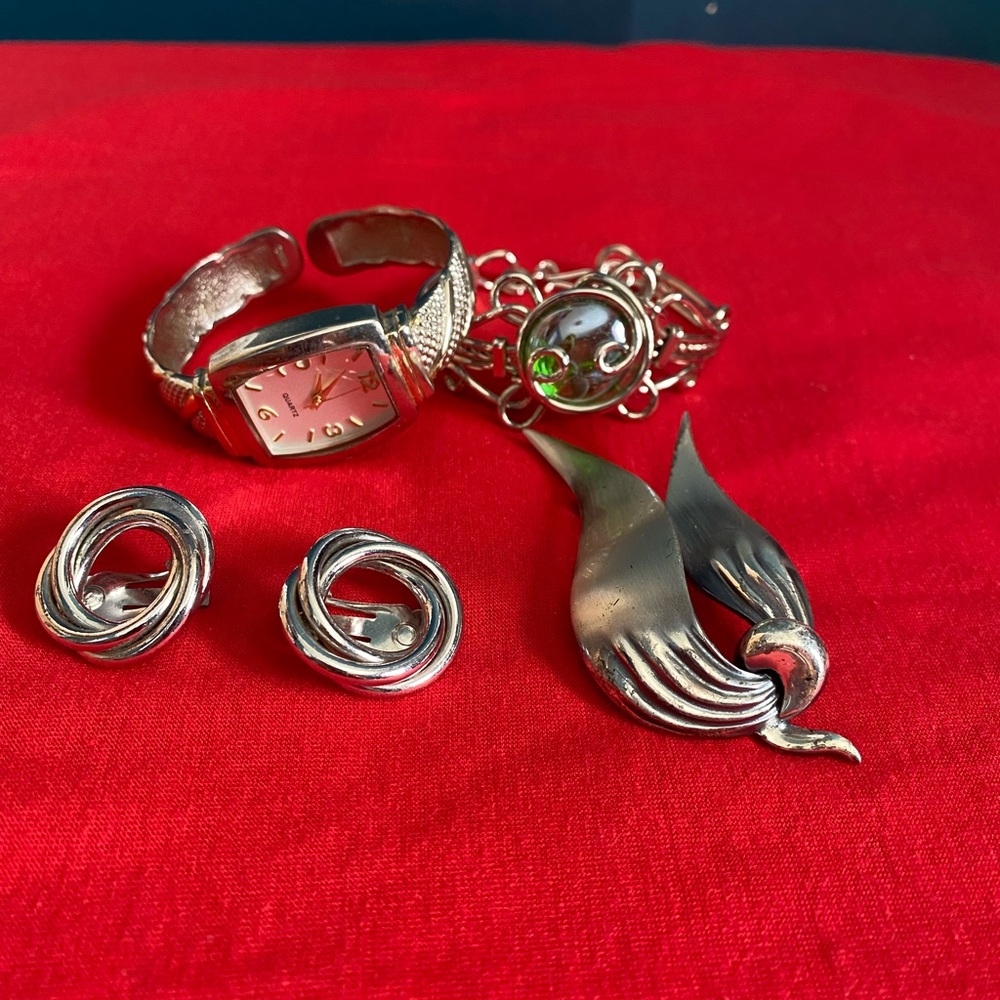 Silver-Tone Women's Brooch with Pink-Accent Watch and Matching Jewelry
